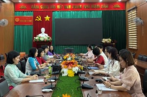 Chi bộ khoa Nhà nước và pháp luật tổ chức sinh hoạt thường kỳ tháng 9/2026